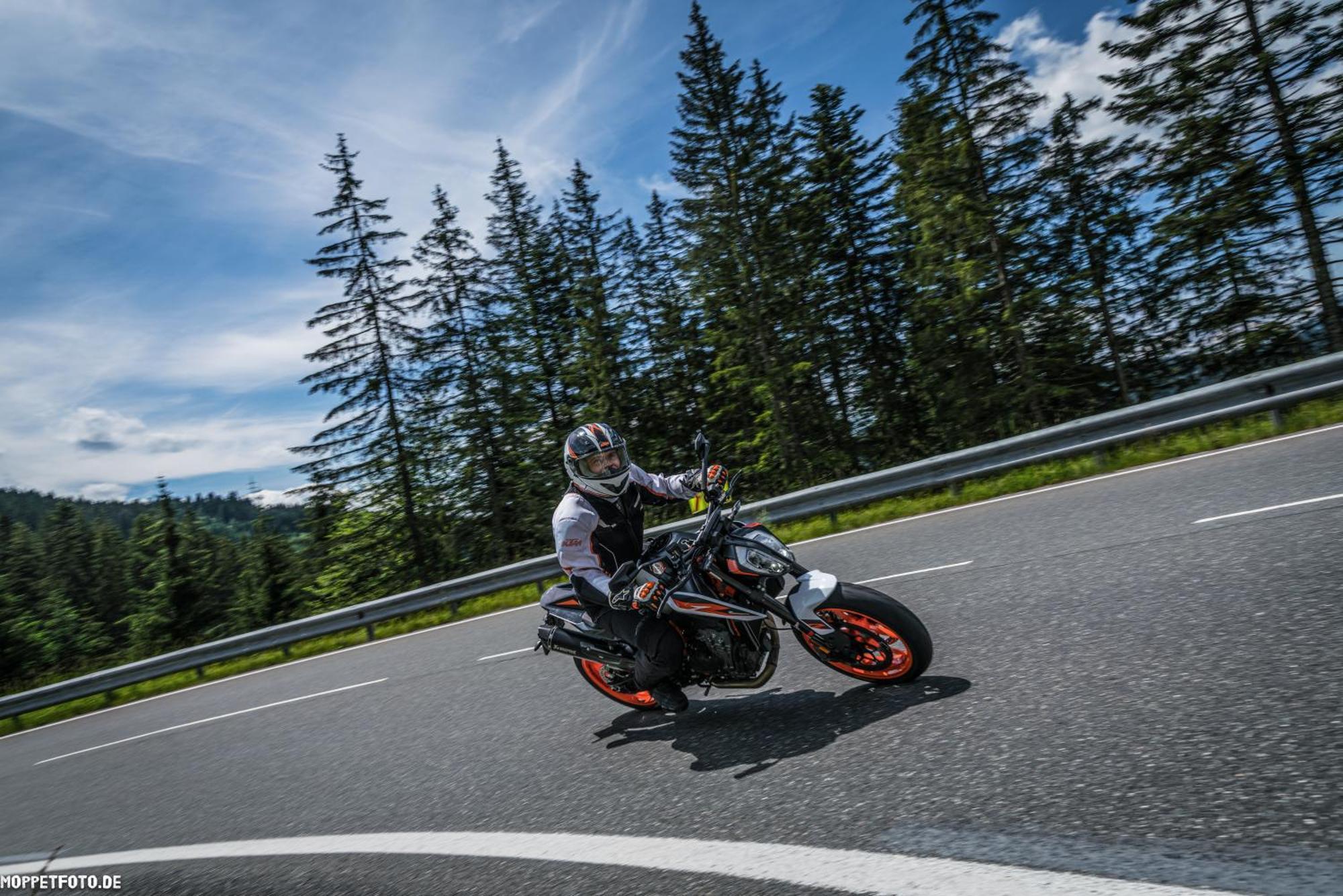 Hotel-Restaurant Bike&Snow Lederer Mühlbach am Hochkönig エクステリア 写真