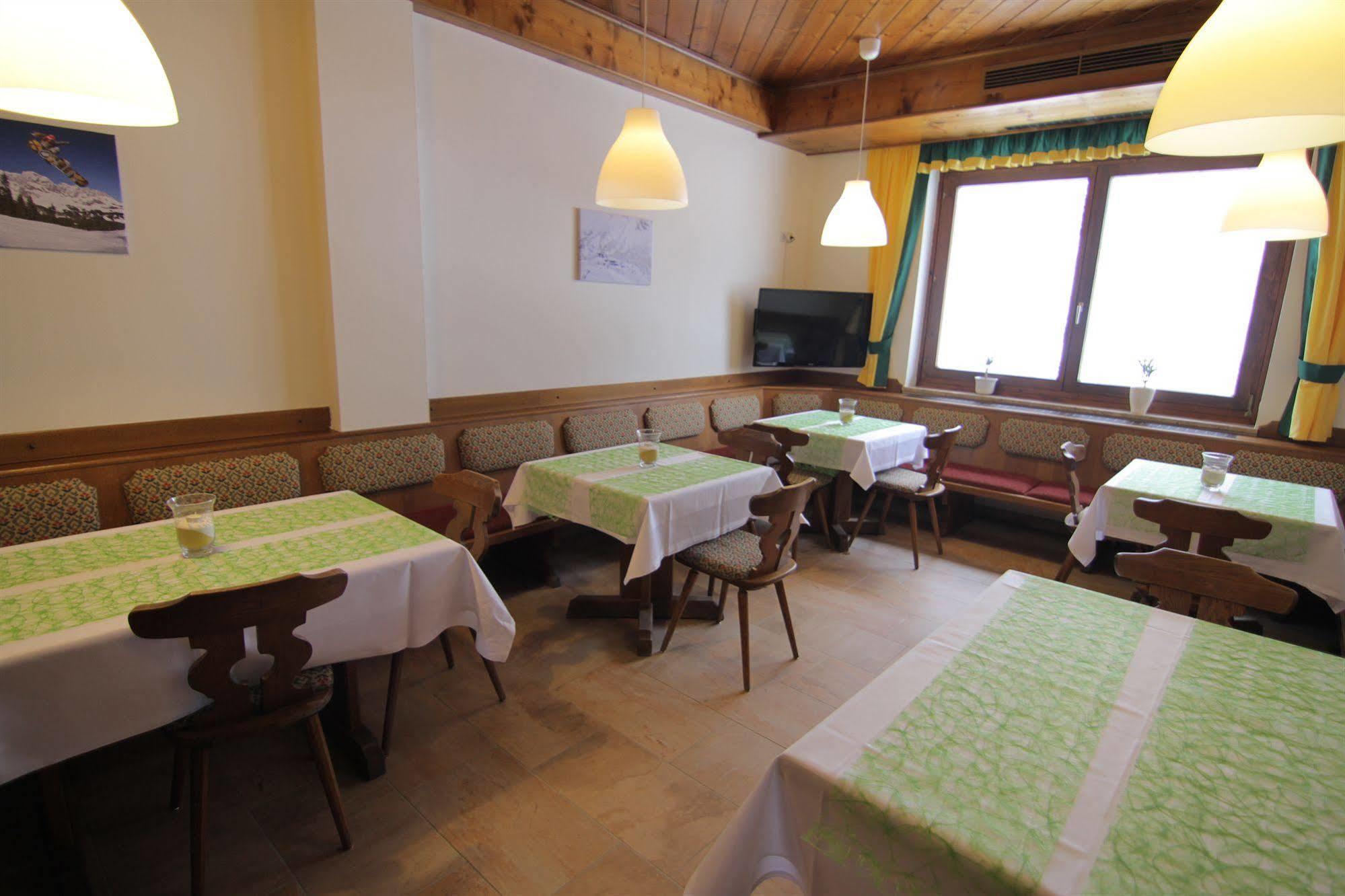 Hotel-Restaurant Bike&Snow Lederer Mühlbach am Hochkönig エクステリア 写真